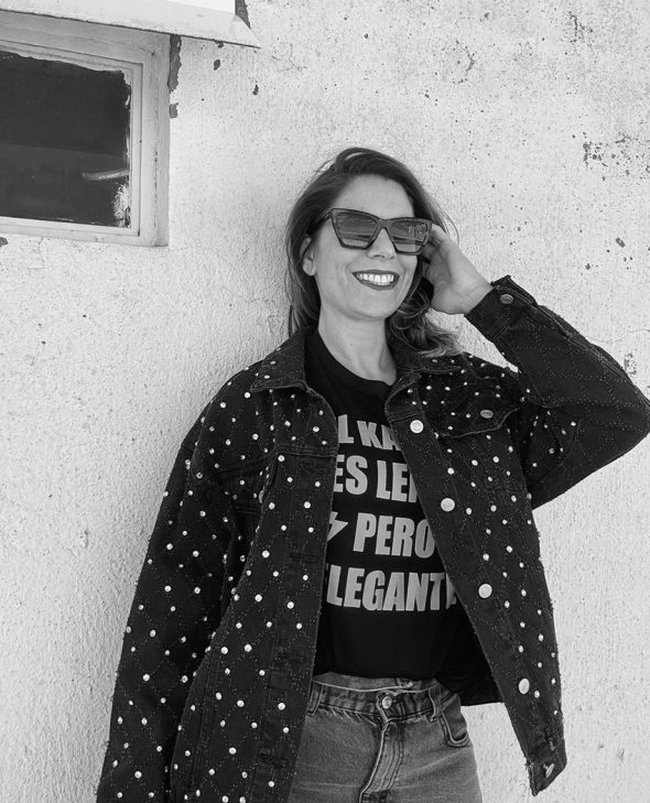 CAZADORA ACTITUD