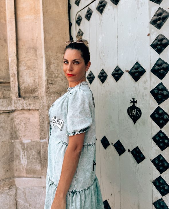 VESTIDO A BESOS SI