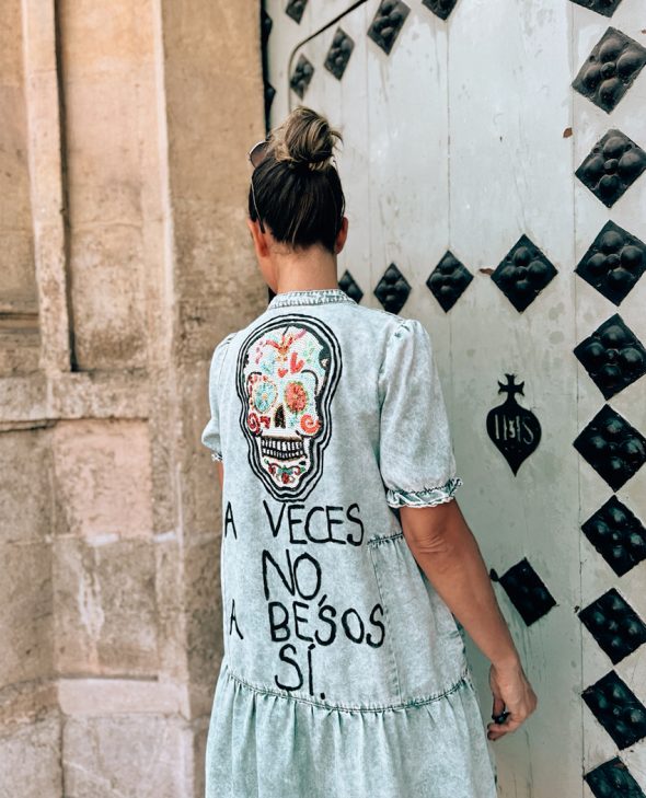 VESTIDO A BESOS SI