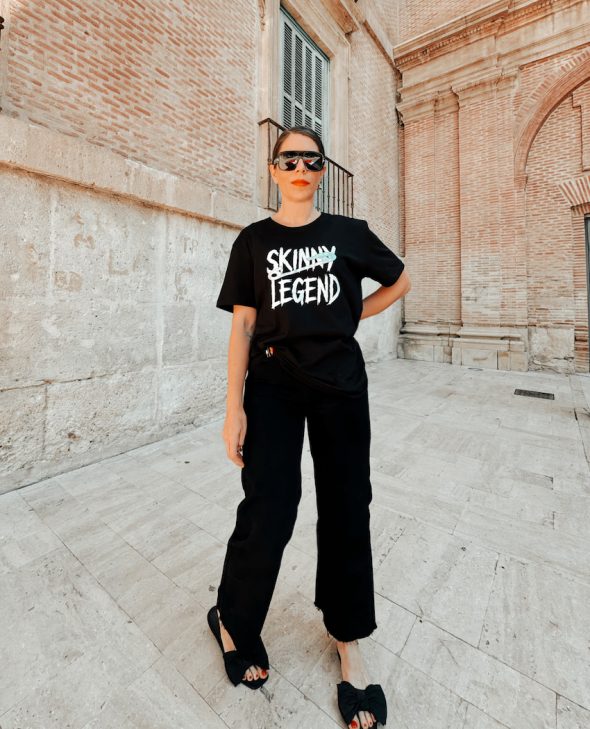 CAMISETA SKINNY LEGEND BLACK