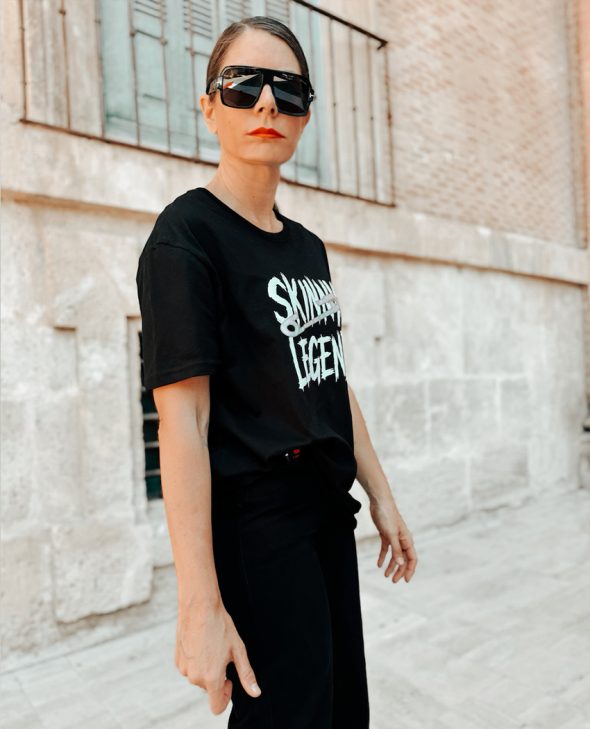 CAMISETA SKINNY LEGEND BLACK