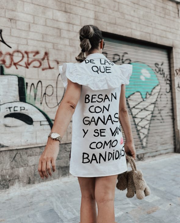 VESTIDO BESO