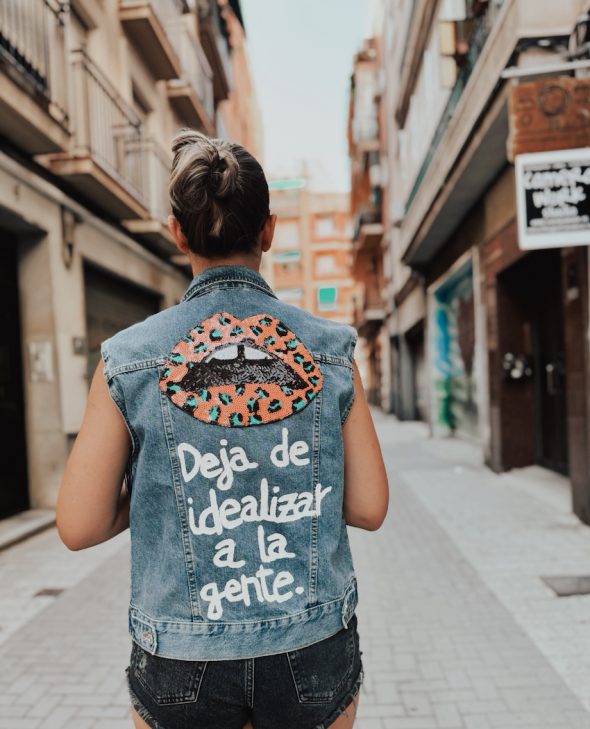 CHALECO DEJA DE IDEALIZAR