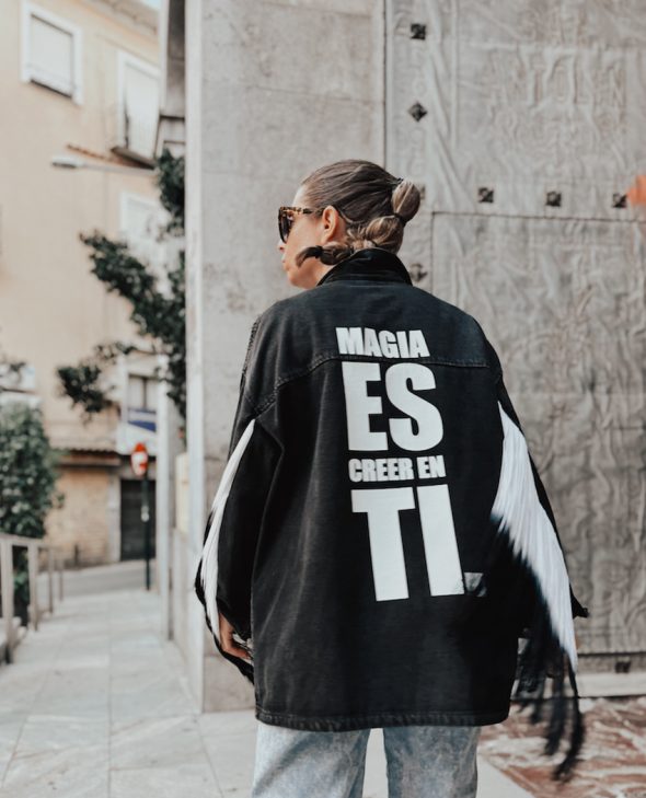 CAZADORA CREER EN TI
