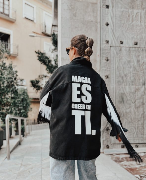 CAZADORA CREER EN TI
